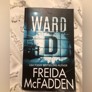 Freida McFadden book; Ward D
